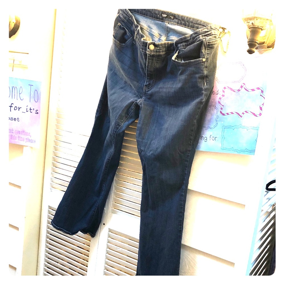 Vera Wang stretch bootcut jeans